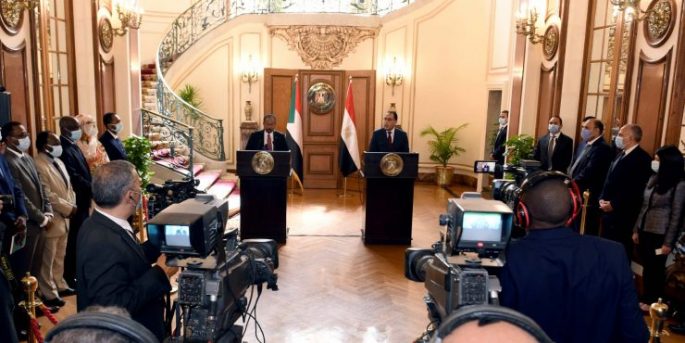 بيان مصري سوداني مشترك حول زيارة حمدوك للقاهرة
