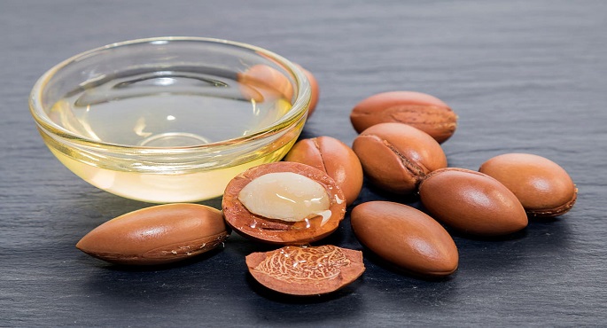 زيت الأرجان .. فوائد تجميلية وصحية مذهلة