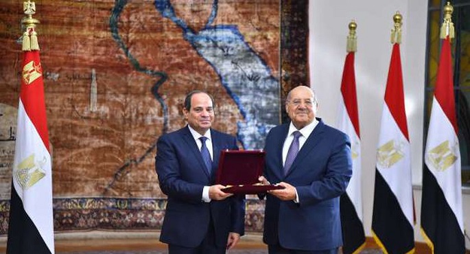 رئيس مجلس الشيوخ يهنئ الرئيس السيسي بذكرى عودة طابا