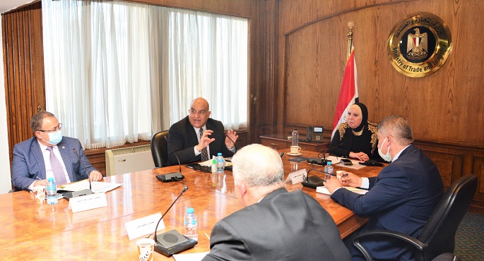 بالفيديو .. نيفين جامع: الحكومة حريصة على النهوض بقطاع الأخشاب للوفاء باحتياجات الصناعة الوطنية