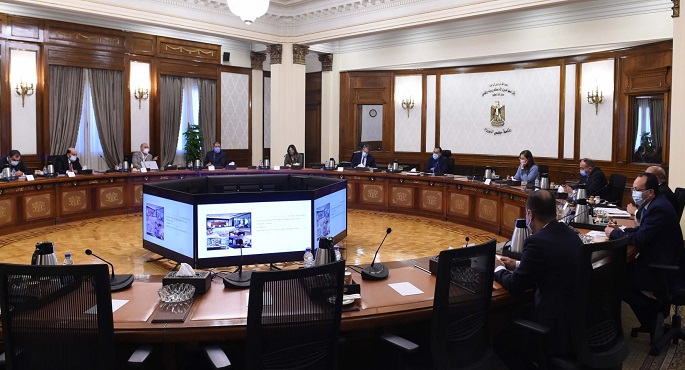بالفيديو والصور.. رئيس الوزراء يستعرض استثمارات مستثمرين سعوديين