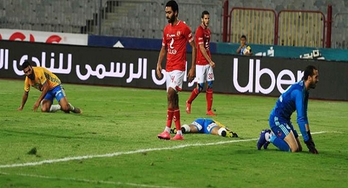 الأهلي يحقق انتصارا ثمينا على الإسماعيلي 2-0 في الدوري الممتاز