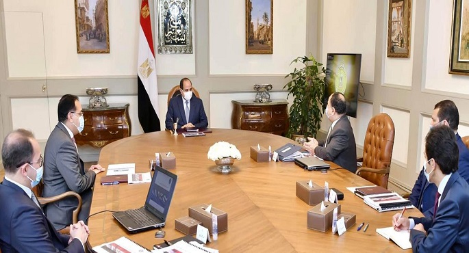 الرئيس السيسي يوجه بزيادة مرتبات جميع العاملين بالجهاز الإداري ورفع الحد الأدنى للأجور إلى 2400 جنيه