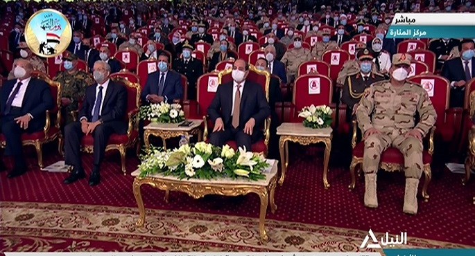 بالفيديو.. الرئيس السيسي يشهد فعاليات الندوة التثقيفية الثالثة والثلاثين للقوات المسلحة بمناسبة يوم الشهيد