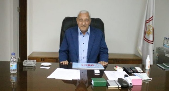 رئيس الزمالك ينفي توليه مهمة الإشراف على فريق الكرة