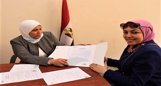وزيرة التجارة والصناعة تعلن بدء تسليم الدفعة الأولى من الوحدات الصناعية للمستثمرين بالمجمعات الجديدة