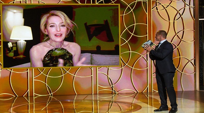 نومادلاند وبورات ومسلسل ذا كراون يحصدون جوائز Golden Globe