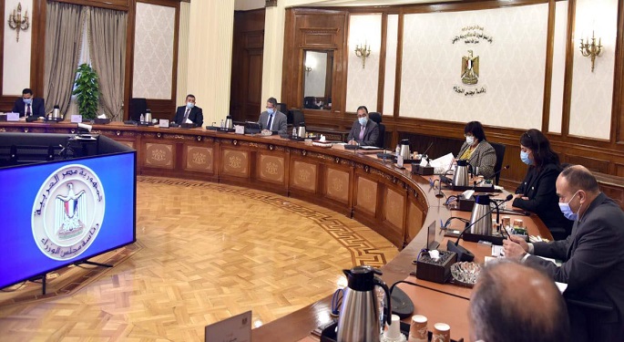 بالصور.. رئيس الوزراء يلتقي رئيس لجنة الثقافة والإعلام والآثار بمجلس النواب