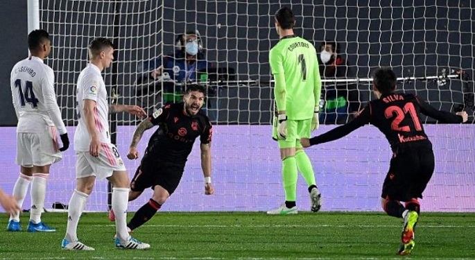 ريال مدريد يتعثر أمام ريال سوسيداد ويتقاسم الوصافة مع برشلونة