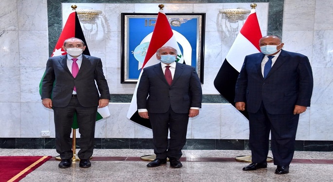 بالصور.. وزير الخارجية: نتطلع إلى عقد القمة الثلاثية في بغداد في أقرب فرصة