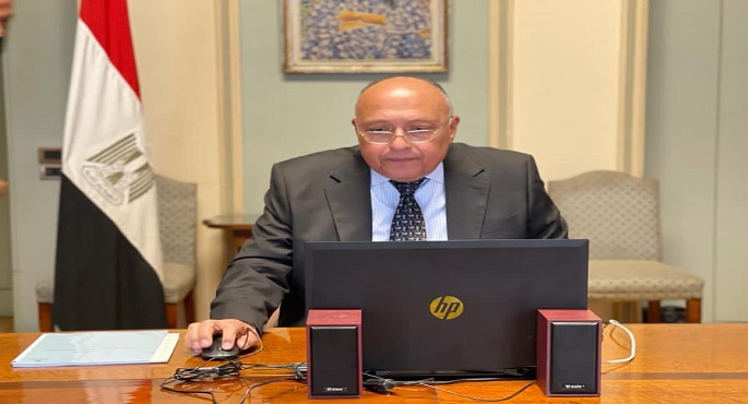 عبر الفيديو كونفرانس.. وزير الخارجية يشارك في اجتماع المجموعة المصغرة لوزراء خارجية دول التحالف الدولي لهزيمة “داعش”