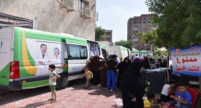 الصحة تطلق اليوم 5 قوافل طبية بالمحافظات ضمن برنامج حياة كريمة