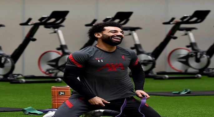 بالفيديو.. محمد صلاح يتوج بجائزة أفضل لاعب في ليفربول عن شهر فبراير