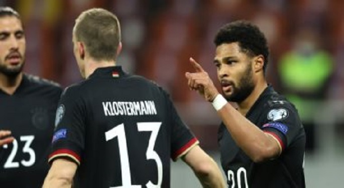 ألمانيا تفوز بصعوبة على رومانيا وتتصدر مجموعتها بتصفيات كأس العالم