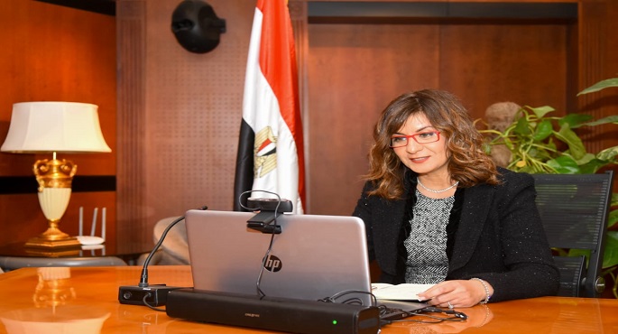 بالصور.. السفيرة نبيلة مكرم تطلق مبادرة “بيتك ومكانك” لمساعدة العائدين من الخارج أصحاب التخصصات المتميزة