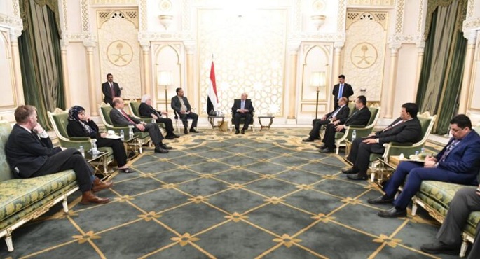 الرئيس اليمني: لن نقبل باستنساخ التجربة الإيرانية في اليمن