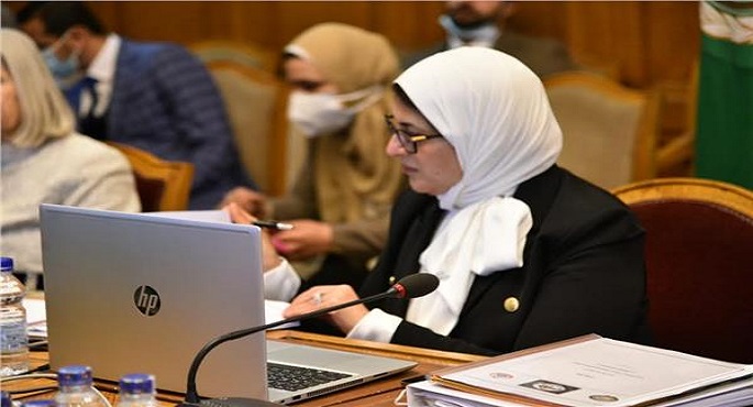 بالصور .. وزيرة الصحة تؤكد ضرورة إعداد استراتيجية لضمان التوزيع العادل للقاحات  كورونا بالدول العربية