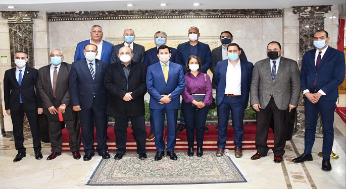 وزير الرياضة ورئيس اللجنة الأوليمبية يبحثان خارطة طريق اتحاد كرة اليد