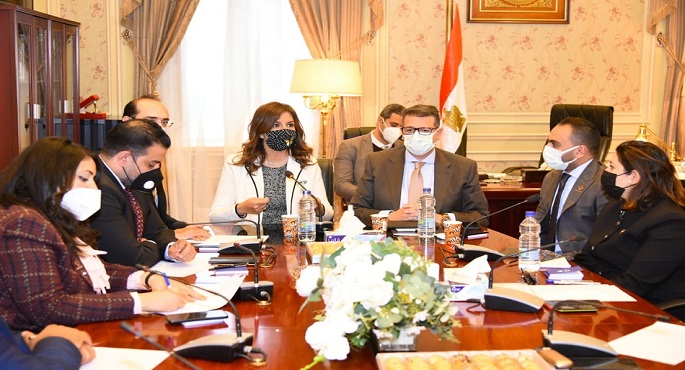 نبيلة مكرم: الحفاظ على حقوق المصريين بالخارج على رأس أولويات وزارة الهجرة