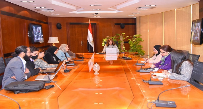 خلال الاحتفال بيوم المرأة العالمي..وزيرة الهجرة تعقد ثاني لقاءات مبادرة «مصرية بـ100 راجل»