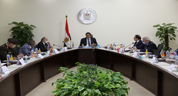 بالصور .. وزير التعليم العالي يترأس اجتماع مجلس أمناء الجامعة المصرية للتعلم الإلكتروني الأهلية