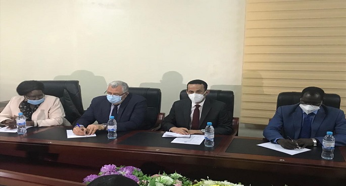 بالصور .. وزير الزراعة يستعرض مع محافظ اقليم المنطقة الاستوائية بجنوب السودان أوجه التعاون بين البلدين