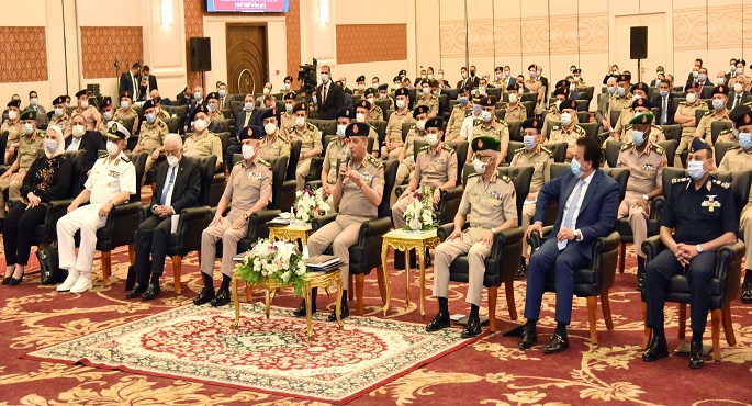 بالفيديو و الصور .. وزير الدفاع يشهد الندوة التخصصية لإدارة المخابرات الحربية