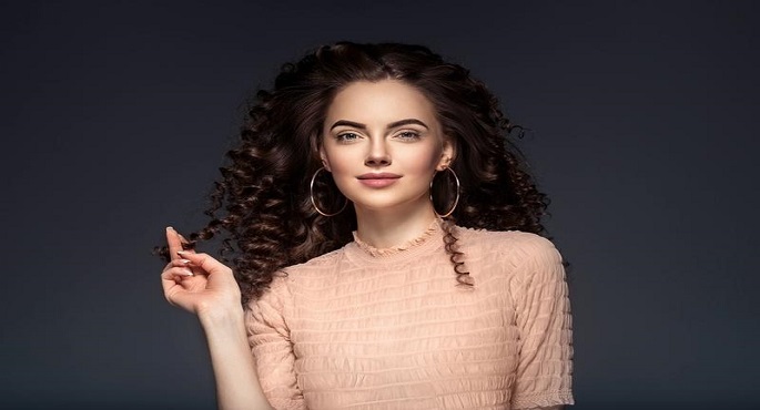 خلطات منزلية لإنقاذ شعرك التالف