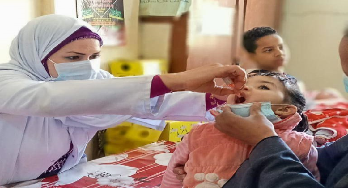 وزيرة الصحة تعلن مد فترة الحملة القومية الثانية للتطعيم ضد مرض شلل الأطفال حتى غدا الجمعة