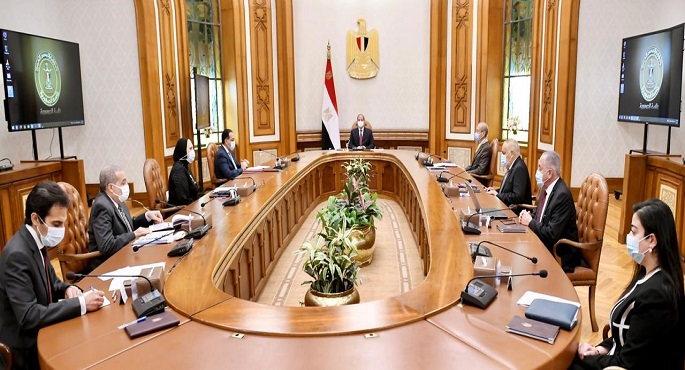 الرئيس السيسي يطلع على المشروع القومي لتصنيع ماكينات الإنتاج الصناعي بتكنولوجيا التحكم الرقمي الآلي