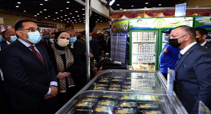 بالصور.. رئيس الوزراء يفتتح الموسم السادس لمعرض “أهلا رمضان 2021”