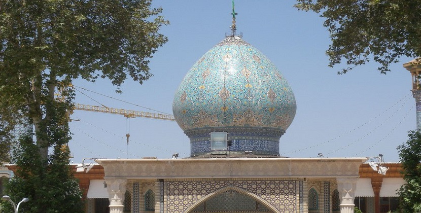روعة التصميم و جمال الزخرفة لبيوت الرحمن