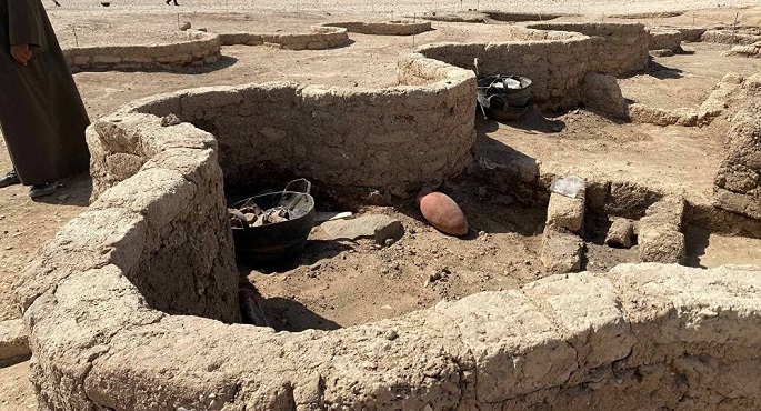 الجارديان البريطانية تلقى الضوء على اكتشاف المدينة المفقودة بالأقصر