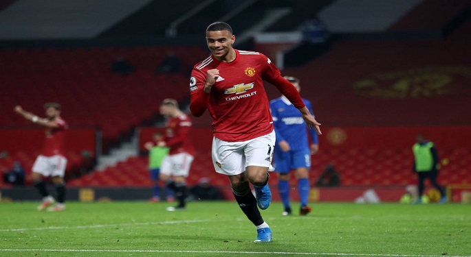 مانشستر يونايتد يفوز على برايتون 2-1 بالدوري الإنجليزي