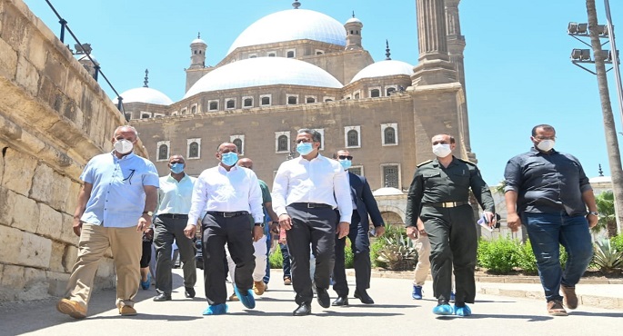 بالصور .. وزير الأثار في جولة تفقدية للوقوف على مستجدات أعمال الترميم بقلعة صلاح الدين الأيوبي