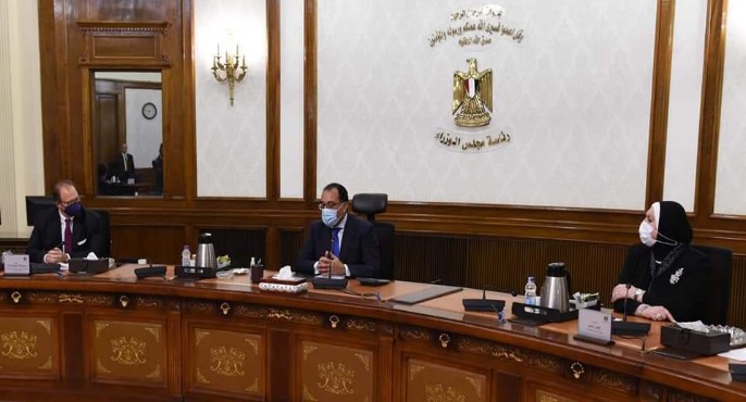 بالصور.. رئيس الوزراء يبحث مع رئيس شركة ” دي إم جي موري” الألمانية أوجه التعاون المشترك ونقل الخبرات التكنولوجية