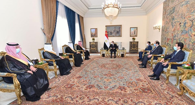 بالصور.. الرئيس السيسي يستقبل وزير الرياضة ورئيس اللجنة الأولمبية السعودية