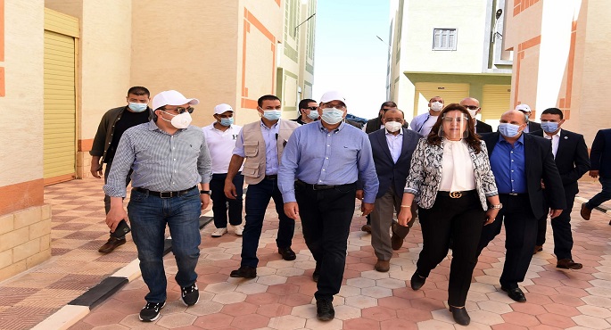 بالصور.. خلال زيارته لدمياط.. رئيس الوزراء يتفقد مشروع الإسكان الاجتماعى والاستثمارى بـ”شطا”