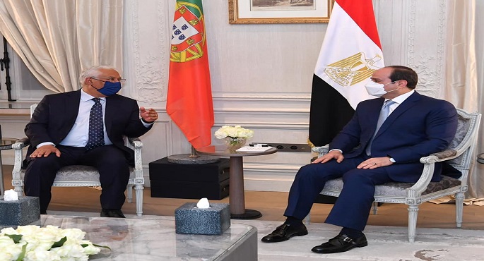 بالصور.. الرئيس السيسي يلتقي رئيس وزراء البرتغال بمقر إقامته بباريس