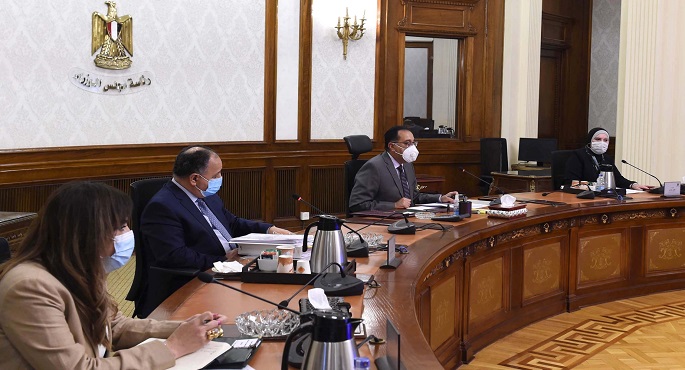 رئيس الوزراء يستعرض تقريرا حول موقف الصادرات المصرية غير البترولية خلال الأشهر الأربعة الأولى من عام 2021