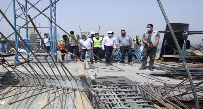 تنفيذا لتوجيهات القيادة السياسية..وزير النقل يتابع التقدم في معدلات تنفيذ أعمال تطوير الطريق الدائري