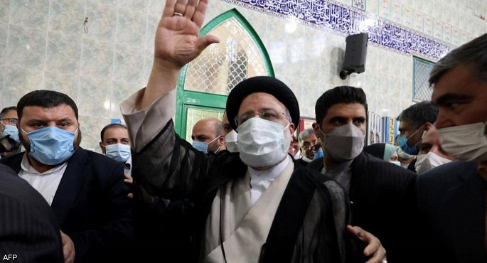 رئيس إيران الجديد ابراهيم رئيسي .. محافظ يرفع شعار مكافحة الفساد