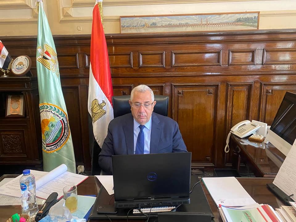 بالصور.. وزير الزراعة: مصر بدأت في استخدام الحلول الرقمية مثل كارت الفلاح وميكنة الخدمات