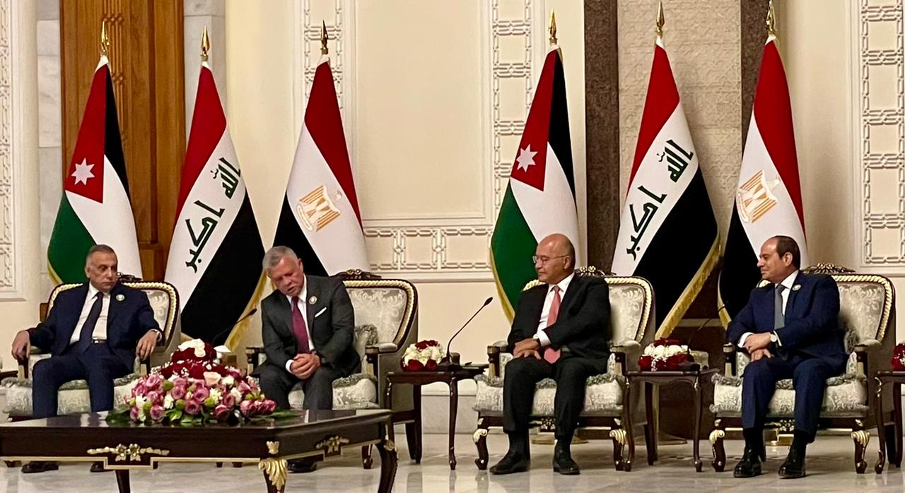 الرئيس السيسي يشارك في اجتماع رباعي مع ملك الأردن ورئيسي الجمهورية والوزراء بالعراق