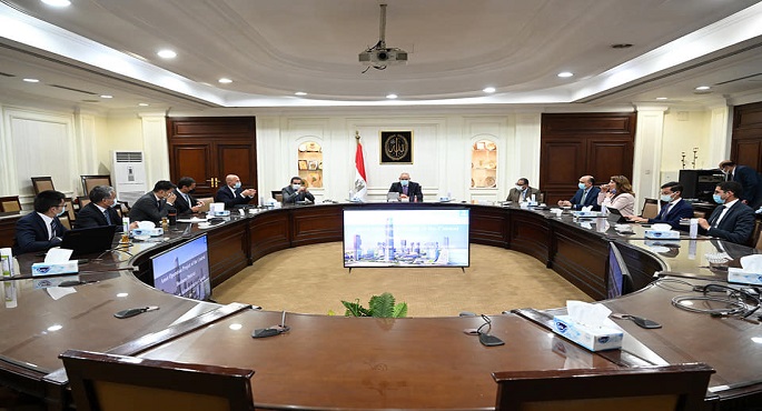 بالصور .. وزير الإسكان يتابع خطوات تنفيذ خطة تشغيل منطقة الأعمال المركزية بالعاصمة الإدارية الجديدة