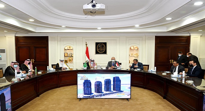 بالصور .. وزير الإسكان يلتقى وزير التجارة السعودي لبحث فرص التعاون المشترك وعرض الفرص الاستثمارية
