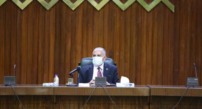 بالصور.. وزير الري يلتقي نواب المحافظين و أعضاء مجلسي النواب والشيوخ لمناقشة التحديات المائية التي تواجهها مصر وعلي رأسها سد النهضه
