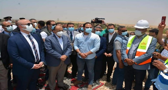 بالصور.. وزير التنمية المحلية ومحافظ بني سويف يتفقدان الموقف التنفيذي للمدفن الصحي بسنور بتكلف 21 مليون جنيه
