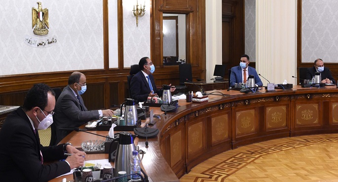 بالصور.. رئيس الوزراء يستعرض عدداً من المشروعات الجاري تنفيذها بالدقهلية