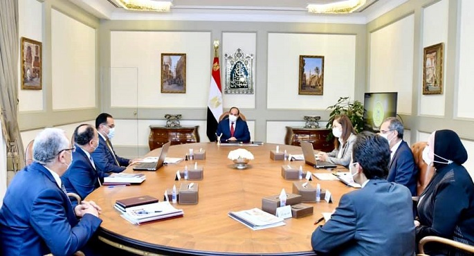 الرئيس السيسي يوجه بتعزير الجهود لتوطين الصناعة والاعتماد على الطاقة النظيفة